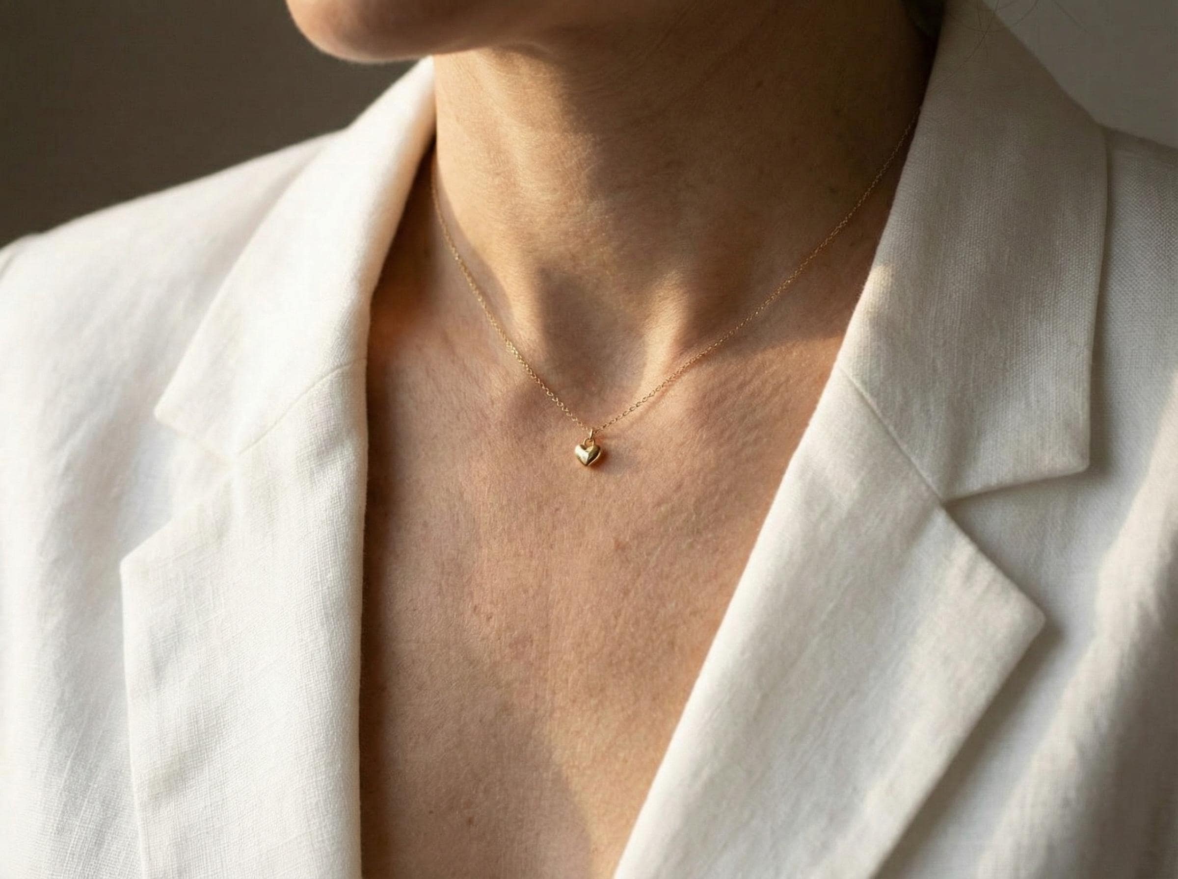 14K Solid Gold Heart Necklace - Dainty Cable Chain Pendant