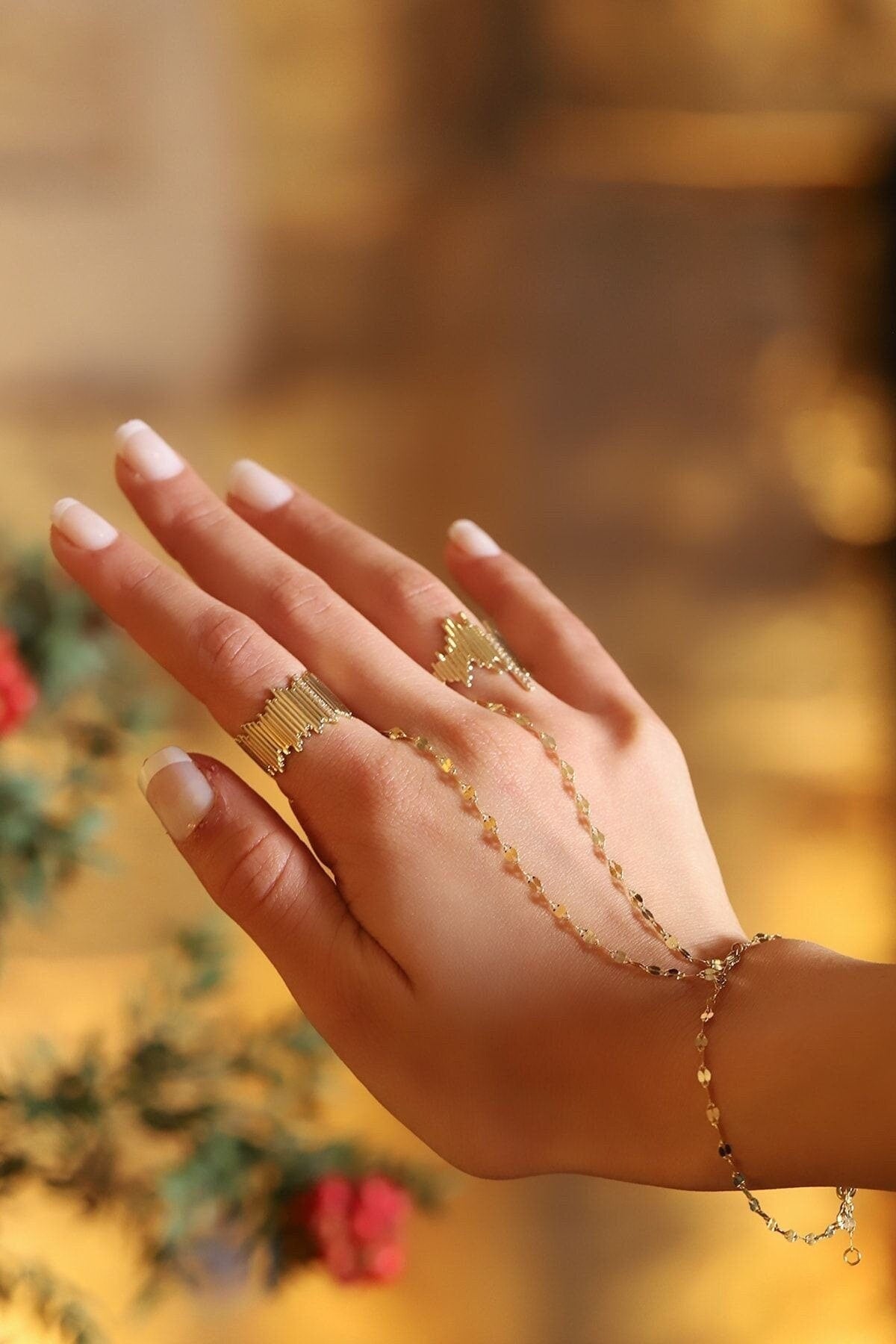 14k Solid Gold Hand Chain Bracelet: Italian Mirror Sun-Mirror