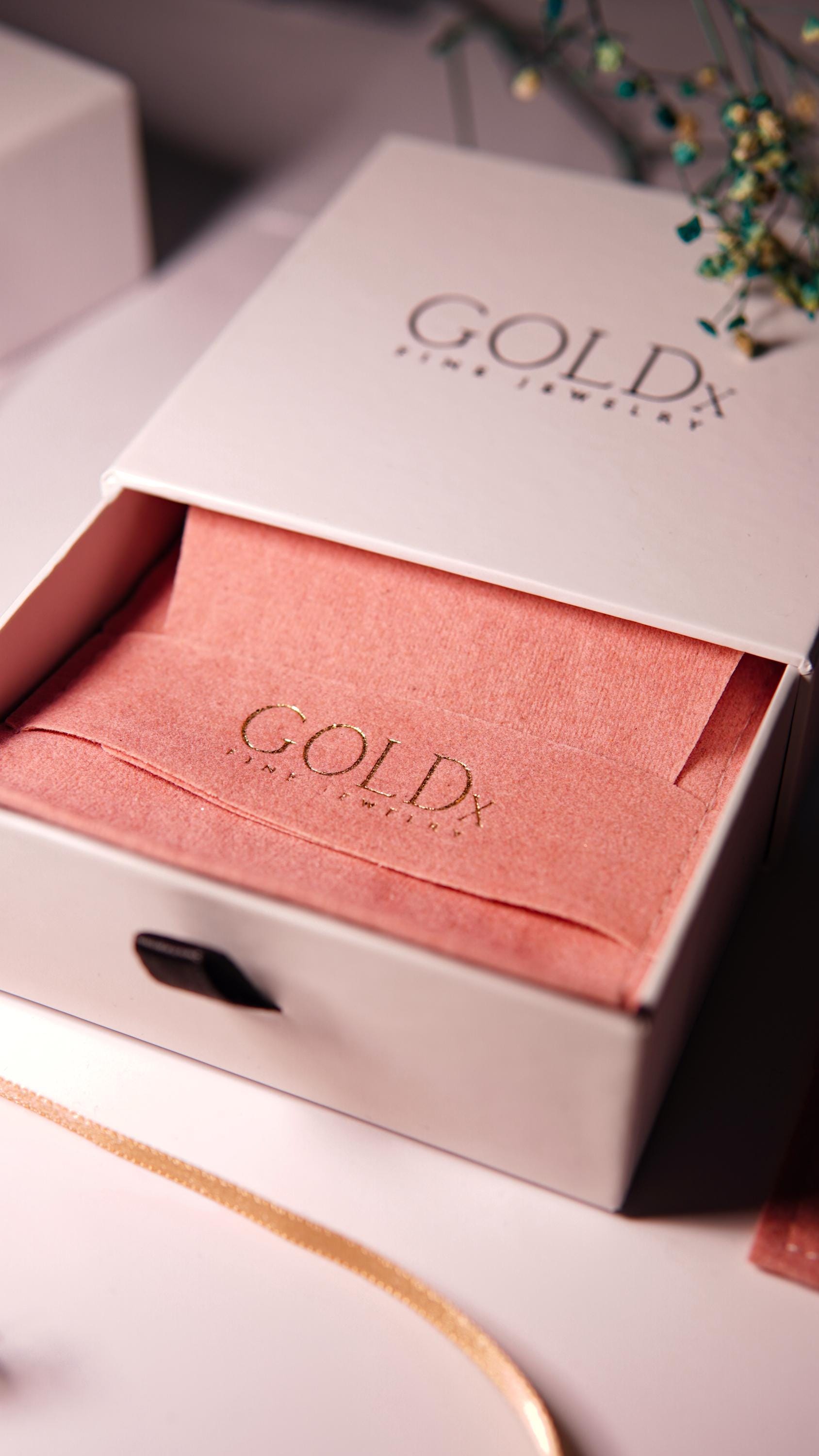 14K Solid Gold Letter Necklace – Mirror Twisted Chain Initial Pendant, Personalized Gold Gift